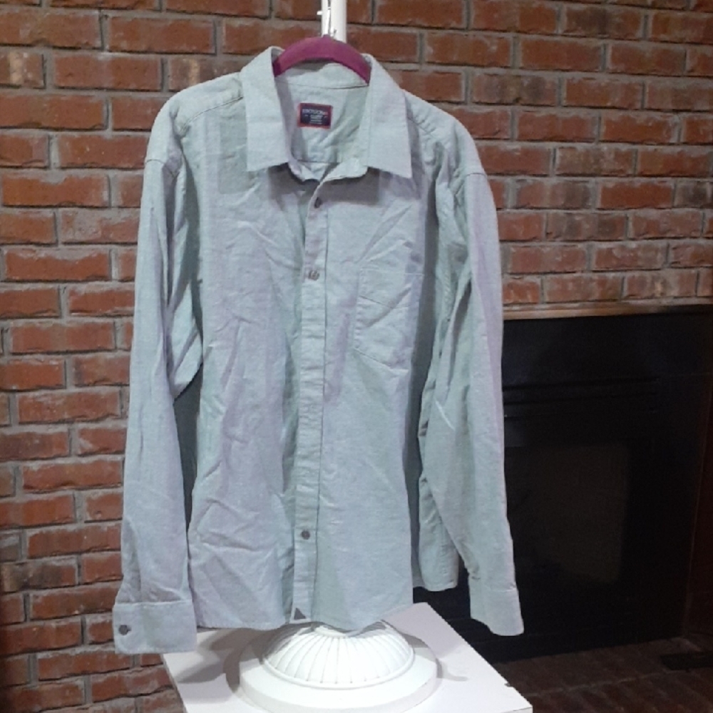 Untuckit Light Gray Button-Up Shirt